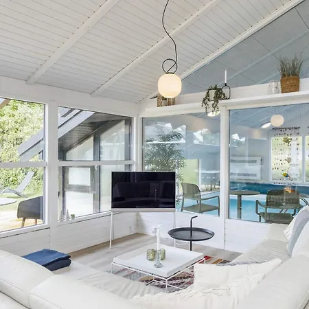 5 Star Holiday Home In Bindslev