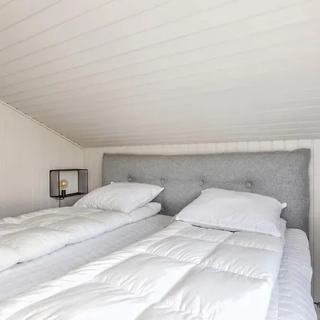 5 Star Holiday Home In Bindslev *