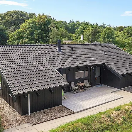 Holiday home 5 Star In *